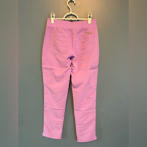 NWT FIGS Yola Skinny Scrub Pants XS Lilac Dawn - Picture 7 of 10